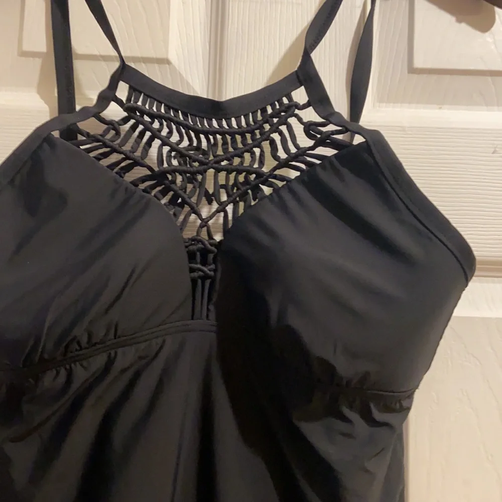 Athena - Picture 2 of 10